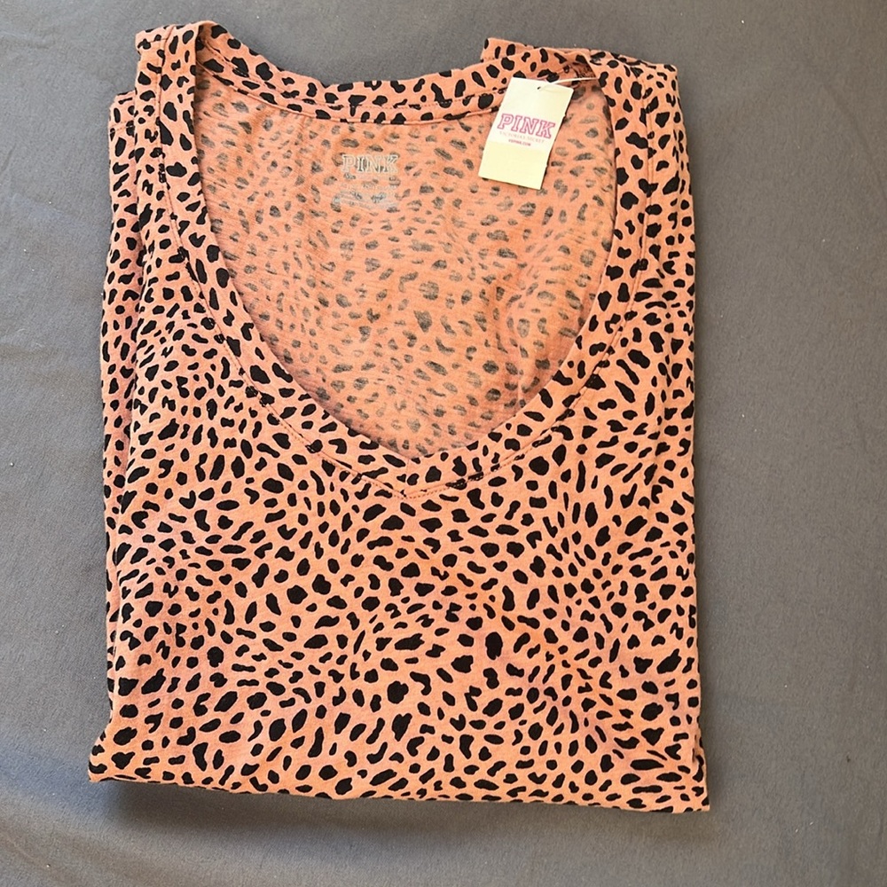 NWT Victoria’s Secret Pink Fitted Short Sleeve T-Shirt